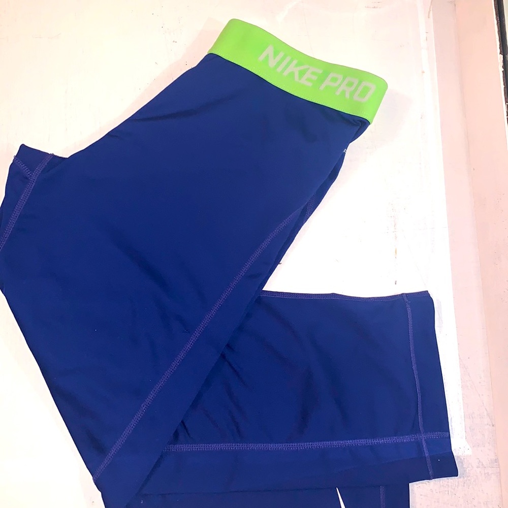 Nike Pro leggings